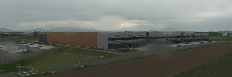 Livebild Baukamera 1 - Webcam 'Gesamtpanorama von Süden' - Baustelle Neubau Logistikhalle Lidl, Cargo-Center-Graz (ca. 5 Minuteninterval)